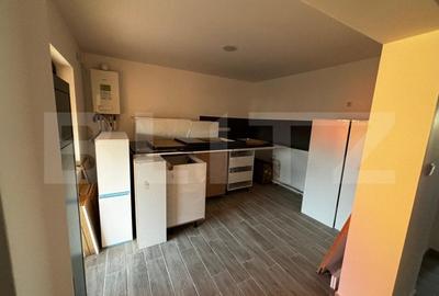 Casa cu 2 camere, 100 mp, zona Cartierul Marcus