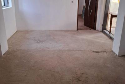 Casă cu 4 camere în Băbeni - 4