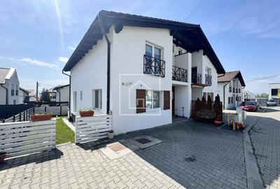 Duplex cu 4 camere cu Canalizare în Roșia - 1