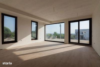 Casă cu 4 camere cu Teren 700 Mp în Central