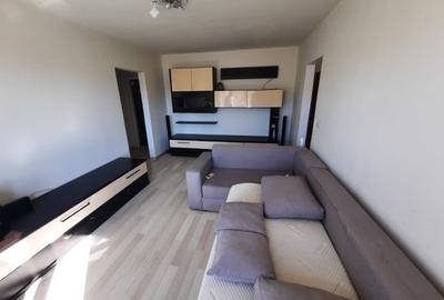 Apartament cu 3 camere, decomandat, etaj 5/10, zona Alexandru cel Bun - 3