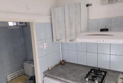 Inchiriez garsoniera - 2