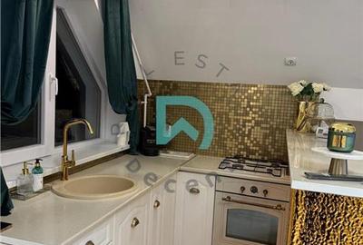 Apartament cu 3 camere decomandat în Tractorul - 10