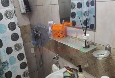 Casă cu 4 camere cu Teren 2514 Mp în Dunavățu de Sus - 1