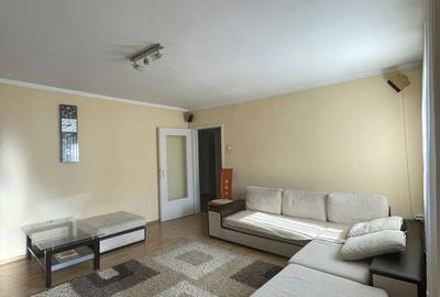 Apartament cu 3 camere în Cetate - 1