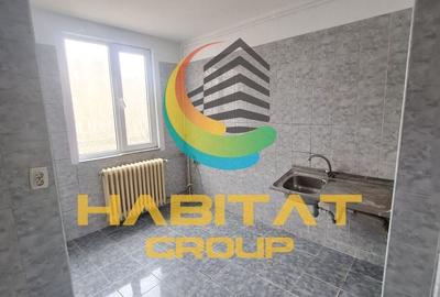 Apartament cu 2 camere decomandat în Apărătorii Patriei