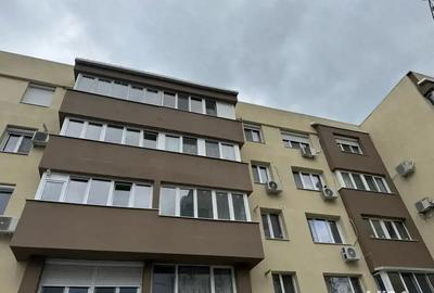 De vanzare: Apartament cu 3 camere ULTRACENTRAL Salonta (in curtea blocurilor cu 7 etaje) - 1