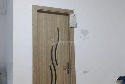 Apartament cu 2 camere decomandat în Km 5 - 9