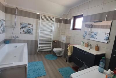 Casă individuală cu 5 camere cu Canalizare în Șura Mică - 21