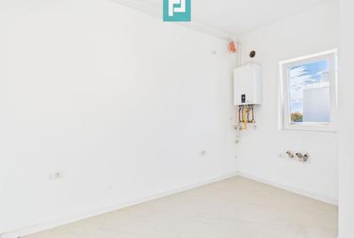 Apartament cu 3 camere decomandat în Torontalului - 2