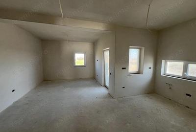 Apartament cu 2 camere decomandat în Bucovăț (Remetea Mare) - 14