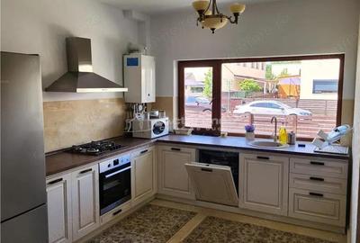 Casa moderna - Green City - 4 camere - 3 bai - 150mp - 100mp curte - 11