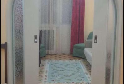 Garsonieră decomandată, mobilată în Dacia