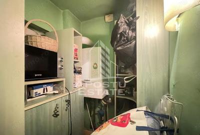 Apartament cu 3 camere decomandat, mobilat în Băncilor