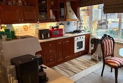 Casă individuală cu 10 camere cu Teren 410 Mp în Pantelimon - 8