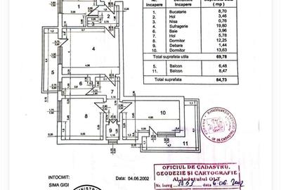 Apartament cu 3 camere semidecomandat în Central