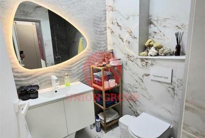 Apartament cu 2 camere decomandat în Central