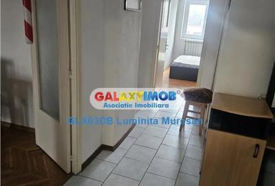Apartament cu 3 camere decomandat în Micro 12 - 2
