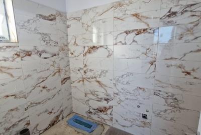 Vanzare casa parter  cu 4 camere Vedere la lac| Crevedia -Strada Caisului - 7