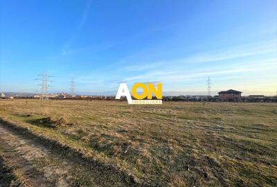 Teren de vanzare str. Emil Racovita, 900MP, toate utilitatile - 1