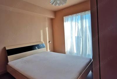 Inchiriez apartament 3 camere Micro 4 - 13