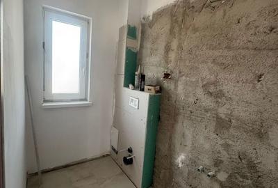 Casă cu 4 camere cu Teren 265 Mp în Central