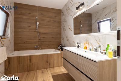 Apartament cu 4 camere în Schei - 12