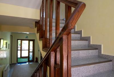 Oferta - vanzare pensiune 10 camere si casa de vacanta, Slanic Prahova - 23