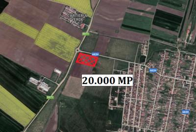 Teren de 20000 mp, în Livada