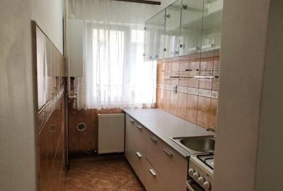 Apartament 2 camere, etaj 3 zona excelenta, lini?tit? - 7