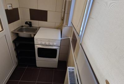 Apartament cu 2 camere decomandat în Vasile Aaron - 5