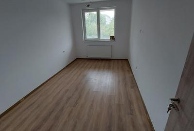 Apartament cu 2 camere decomandat în Apărătorii Patriei - 7