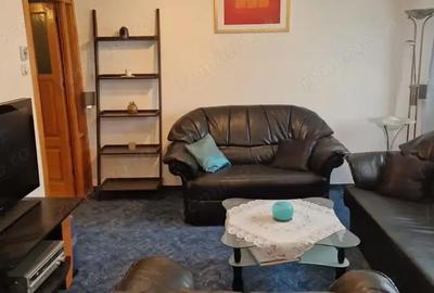 Apartament cu 4 camere decomandat în Micro IV - 3