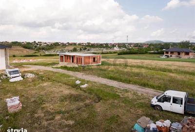 Teren de 500 mp, în Salca - 12