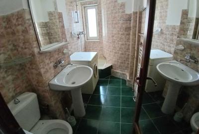 Apartament cu 4 camere semidecomandat în Petros - 14
