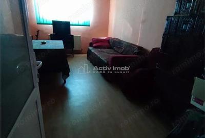 Casa D+P+M, teren 187 mp, pretabila - clinica, cabinete, birouri - Piata Mare - 3