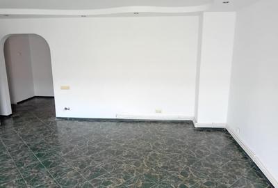 Ap 3 Cam central B-dul Traian 70 mp etaj 3 decomandat 2 bai bloc nou Ap 3 Cam central B-dul Traian 70 mp etaj 3 decomandat 2 bai bloc nou - 7