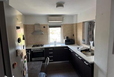 Apartament cu 4 camere, mobilat în Cetate - 3