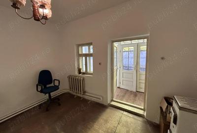 Vand casa mare, 4 cam.in Mandruloc, st.1.484 mp. sc.160,toate utilitatile introduse(incl.gaz) - 2