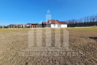 Teren Construcții intravilan de 920 mp, în Ciugud - 2