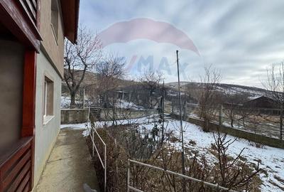 Casă cu 6 camere cu Teren 1263 Mp în Dărmănești - 52