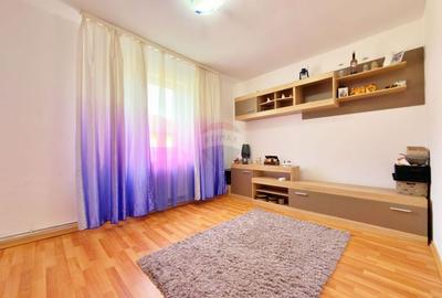 Apartament cu 2 camere semidecomandat, mobilat în Alfa - 1