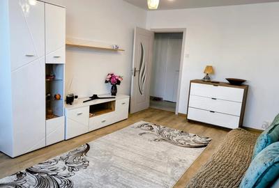 Apartament 3 camere, mobilat si utilat, prima inchiriere - 1