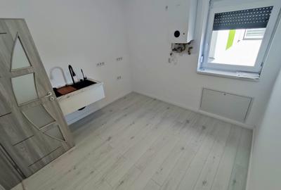 INTABULAT! COMISION 0, ap 2 cam,bloc lift, geam baie, spre SUD, cartier Deventer - 1