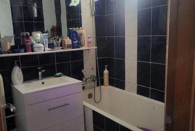 Apartament cu 3 camere decomandat în Central - 1