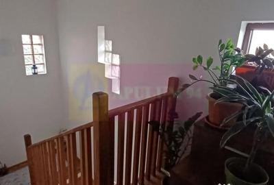 Casă cu 4 camere cu Teren 500 Mp în Săbăreni - 3