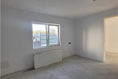 Aici Incepe Povestea Ta - Casa La Alb si Teren de 300 mp - Navoadri - 5