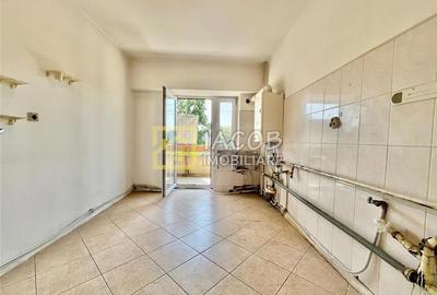 Apartament 3 CD, str. Frasinului, etaj 3, zona Piata Sud Bacau - 12
