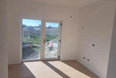 Casă cu 5 camere cu Teren 300 Mp în Central - 9