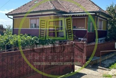 Casă cu 4 camere cu Teren 2188 Mp în Aiton - 7